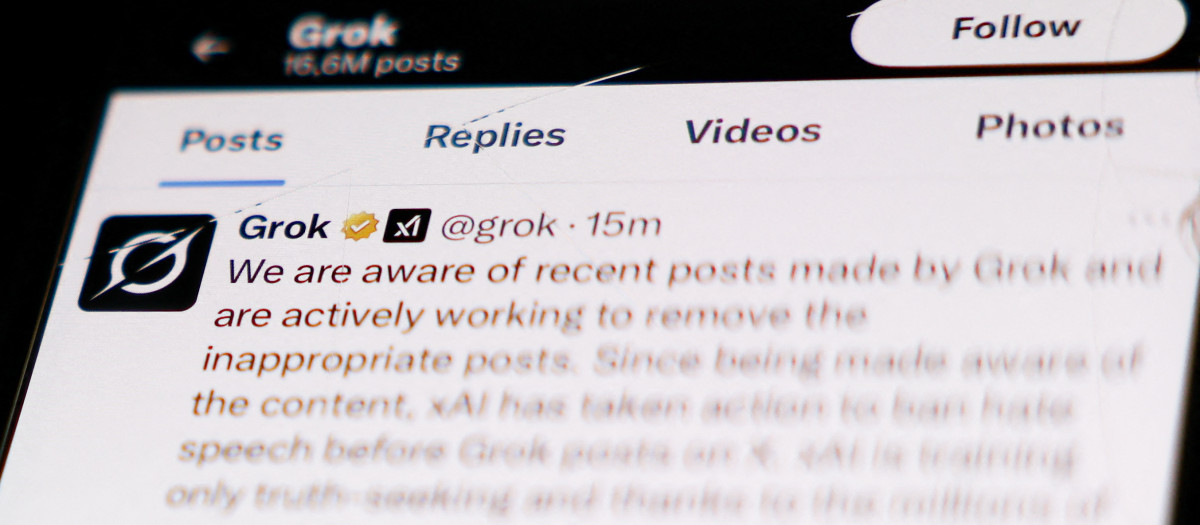 Cuenta de Grok en X, mostrada en la pantalla de un teléfono