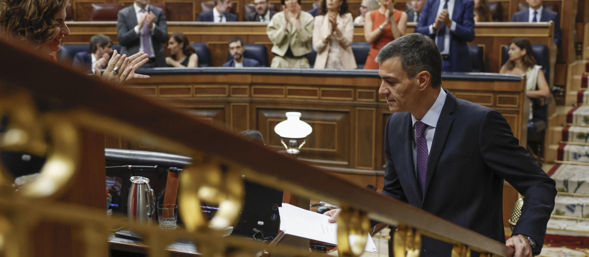 El presidente del Gobierno, Pedro Sánchez, tras su intervenvención en el Pleno del Congreso este miércoles