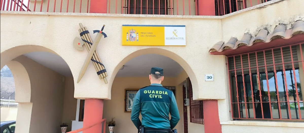 Puesto de la Guardia Civil en Dalías