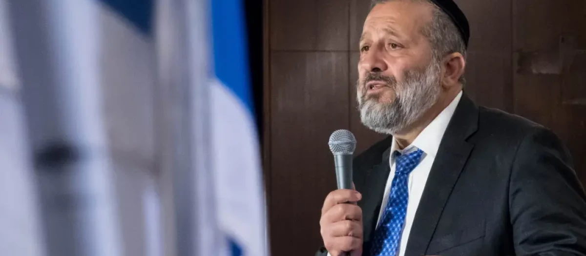 El líder del partido ultraortodoxo israelí Shas, Aryeh Deri