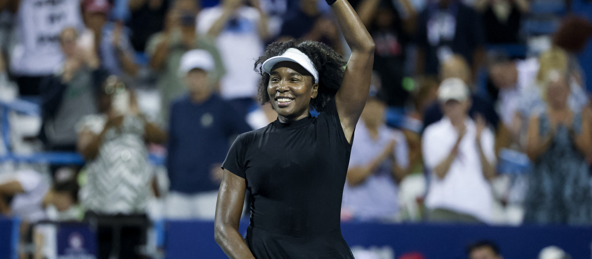 Venus Williams celebra la victoria en el Open de Washington
