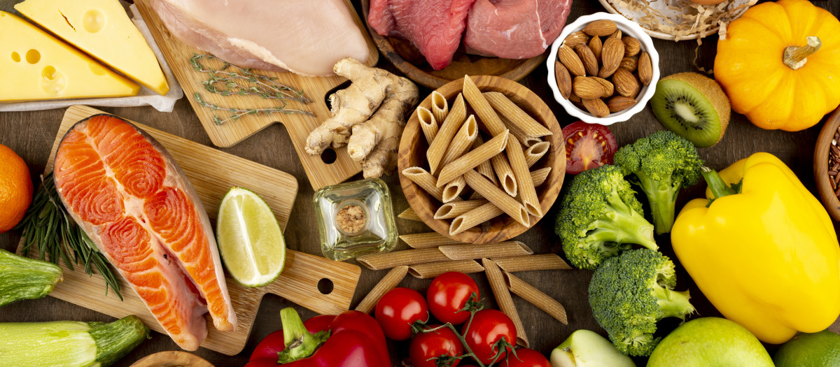 arreglo de grupos de comida deliciosa