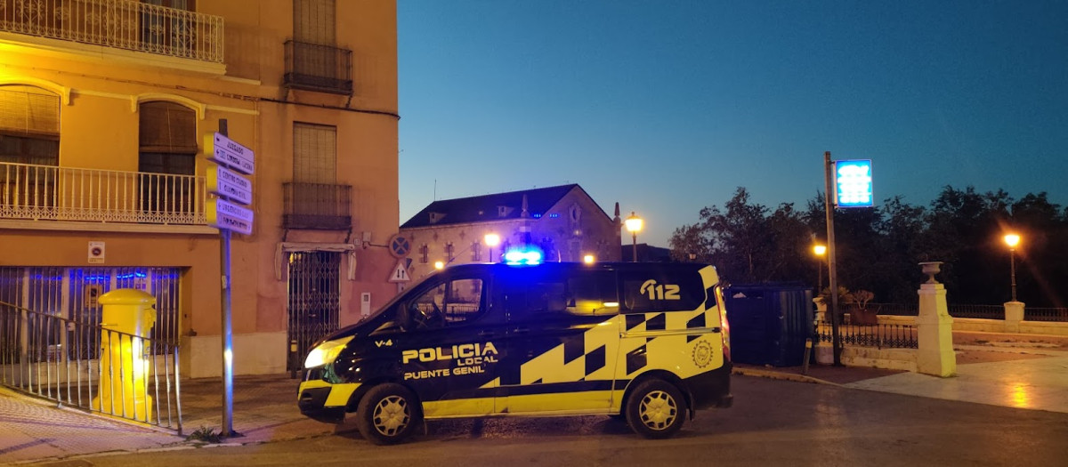 Vehículo de la Policía Local de Puente Genil