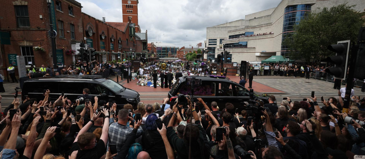 Cortejo fúnebre de Ozzy Osbourne