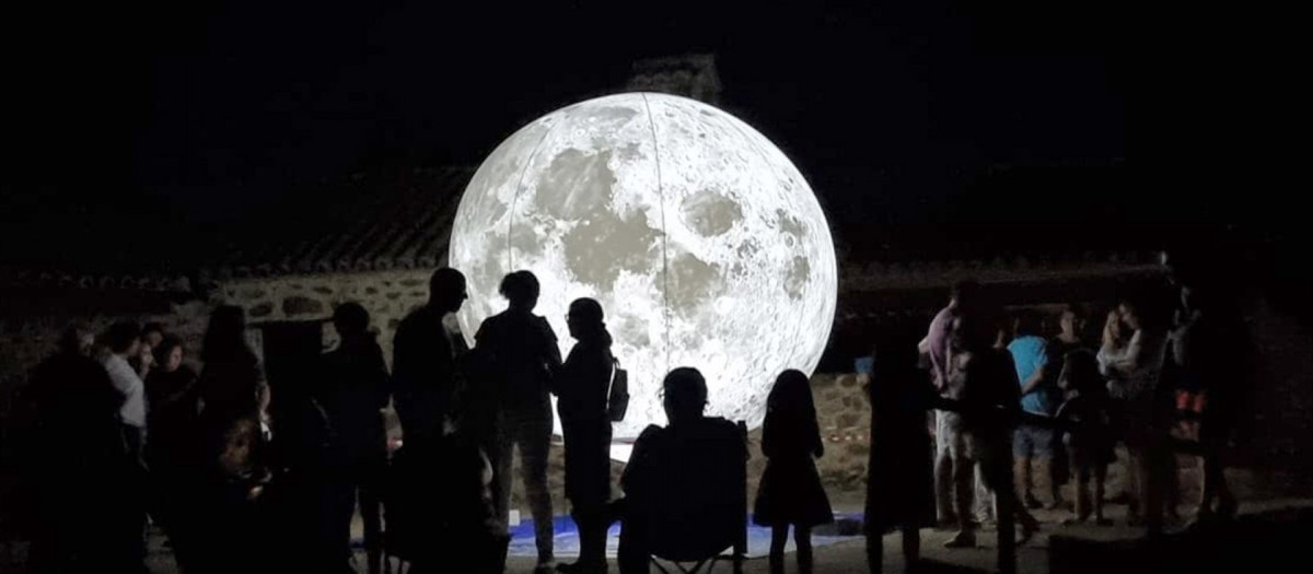 Observación astronómica en Melque.

REMITIDA / HANDOUT por DIPUTACIÓN
Fotografía remitida a medios de comunicación exclusivamente para ilustrar la noticia a la que hace referencia la imagen, y citando la procedencia de la imagen en la firma
08/8/2025