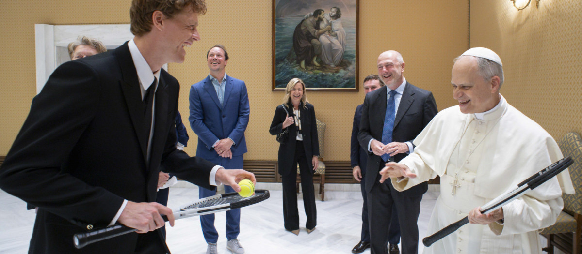 El Papa León XIV recibe a Jannik Sinner en audiencia privada, Ciudad del Vaticano 14 de mayo de 2025