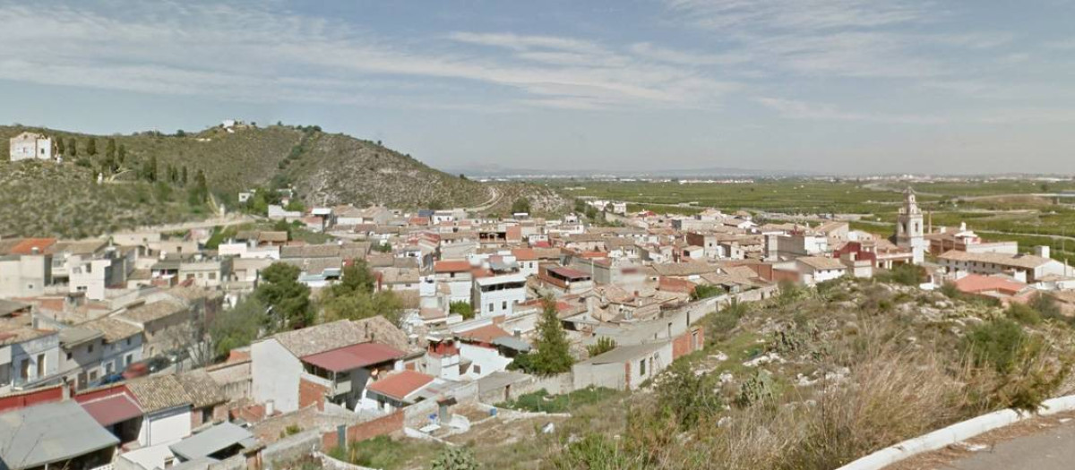 Vistas generales de Énova, uno de los municipios del interior de Valencia que busca vecinos
