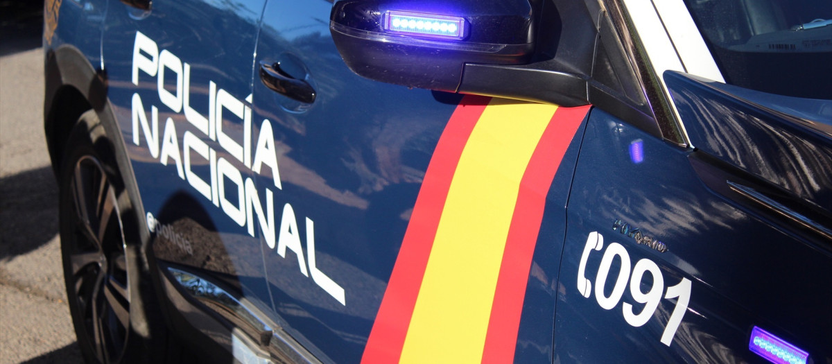 Imagen de archivo de un vehículo de la Policía Nacional