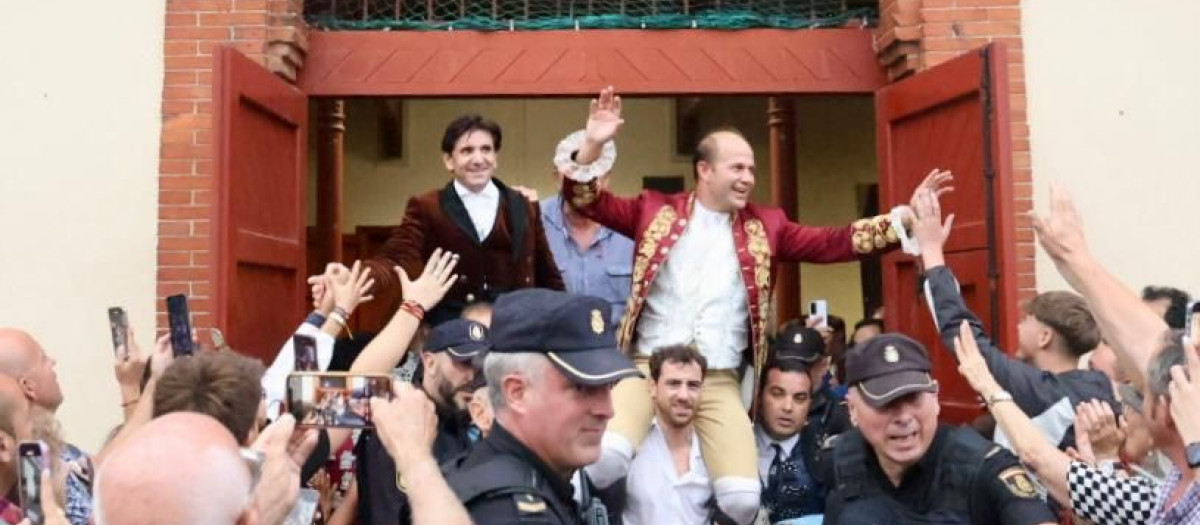 Diego Ventura y Joao R. Telles salieron a hombros