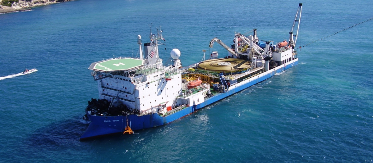 Imagen del buque cablero 'Giulio Verne', de la empresa Prysmian