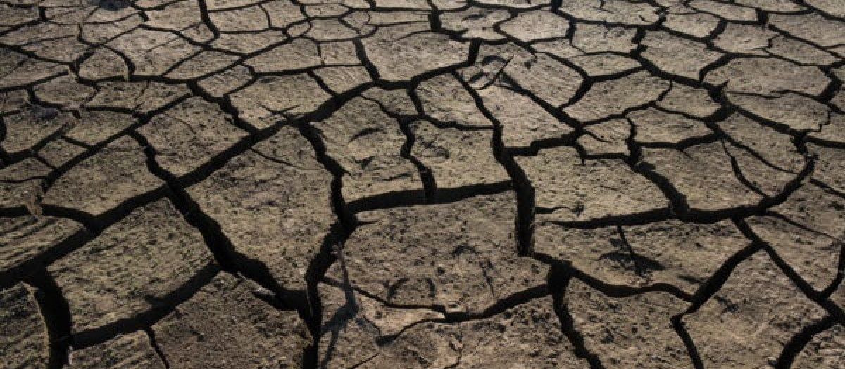 15/10/2017. Embalse Barrios de Luna, Barrios de Luna, León, Castilla y León, España.Greenpeace ha documentado algunos de los efectos de la grave sequía que se está viviendo en España.La organización denuncia que la actual escasez de agua no es solo producto de la falta de lluvia si no de una mala gestión del agua y del derroche de los recursos hídricos. ©Greenpeace/Pedro Armestre©Greenpeace Handout/Pedro ARMESTRE - No sales - No Archives - Editorial Use Only - Free use only for 14 days after release. Photo provided by GREENPEACE, distributed handout photo to be used only to illustrate news reporting or commentary on the facts or events depicted in this image.