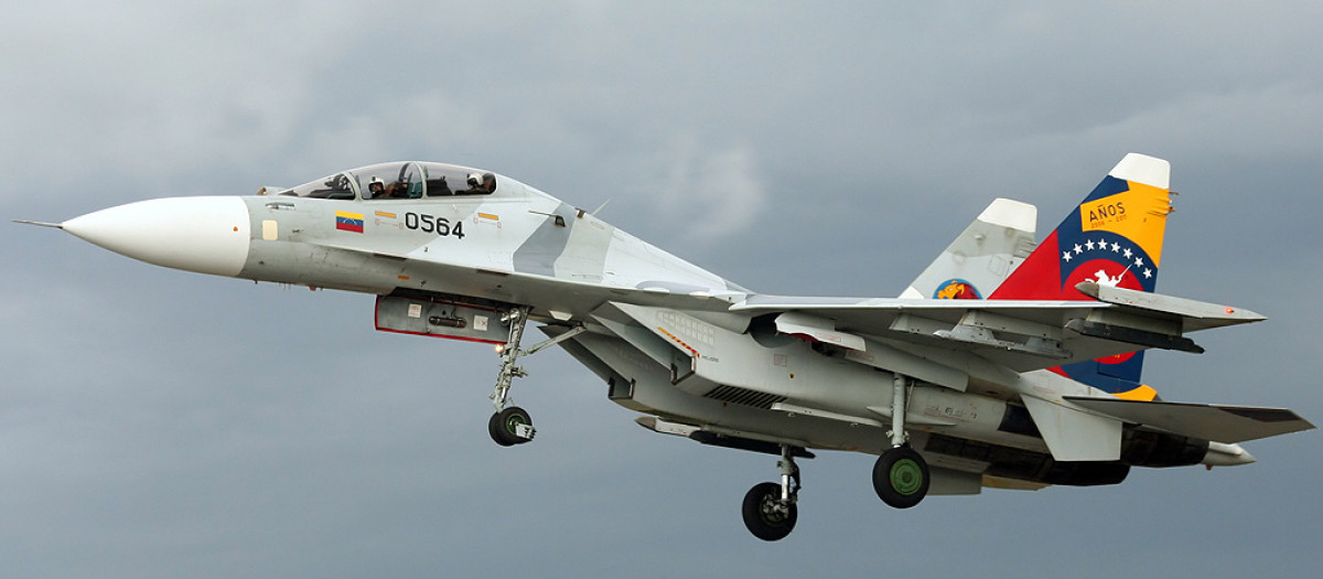 Un avión de combate Sukhoi Su-30 de la Fuerza Aérea venezolana