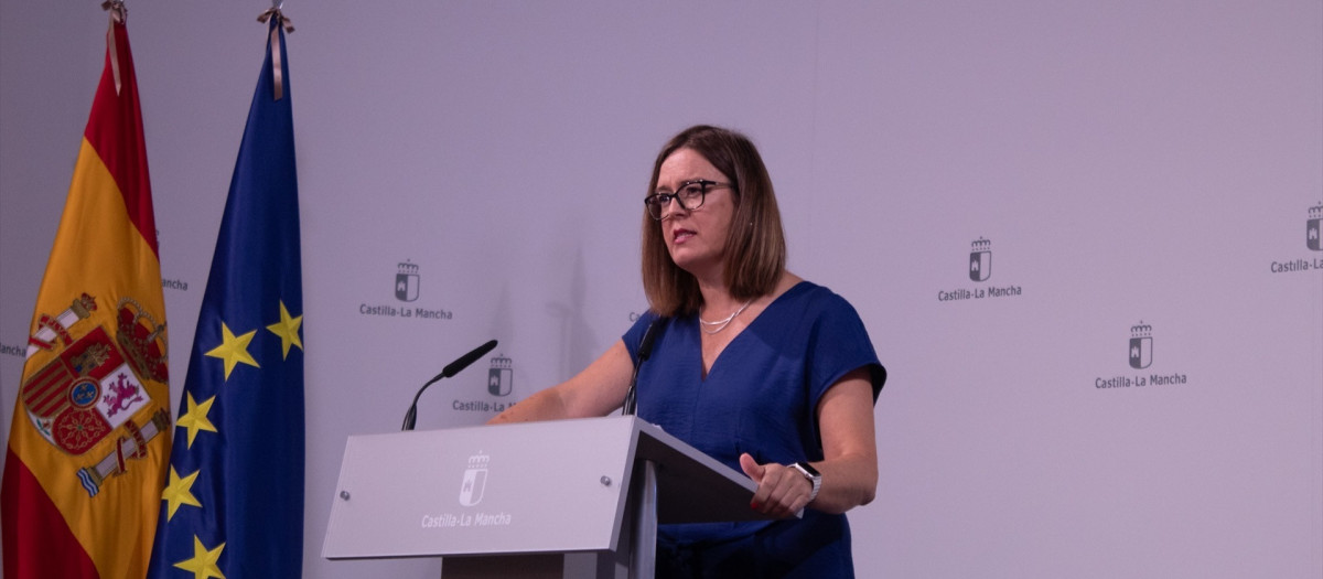 (Foto de ARCHIVO)
La portavoz regional, Esther Padilla

REMITIDA / HANDOUT por JCCM
Fotografía remitida a medios de comunicación exclusivamente para ilustrar la noticia a la que hace referencia la imagen, y citando la procedencia de la imagen en la firma
23/7/2025