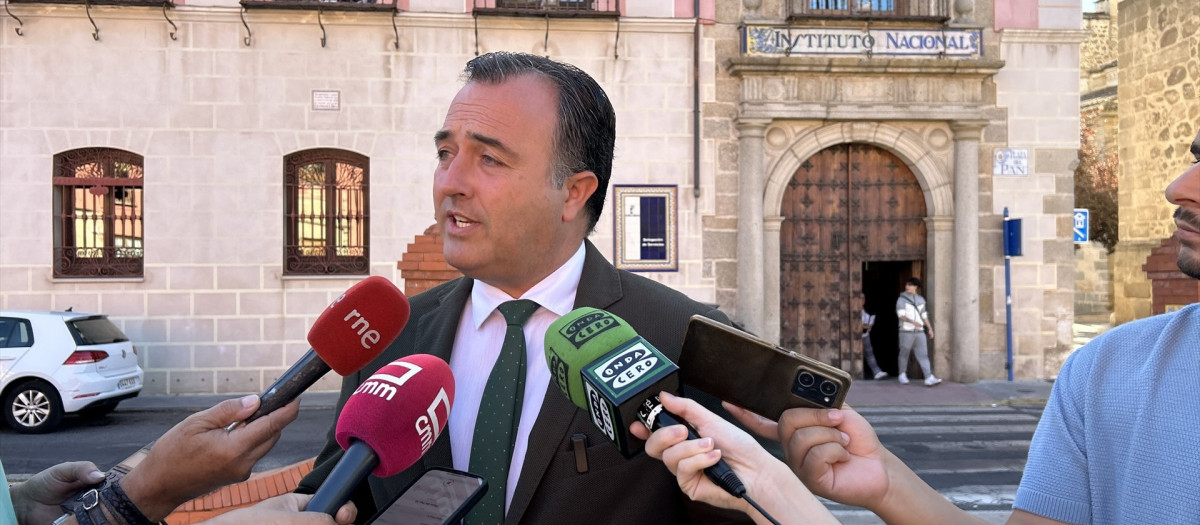 El diputado de Vox David Moreno.

REMITIDA / HANDOUT por VOX
Fotografía remitida a medios de comunicación exclusivamente para ilustrar la noticia a la que hace referencia la imagen, y citando la procedencia de la imagen en la firma
12/9/2025