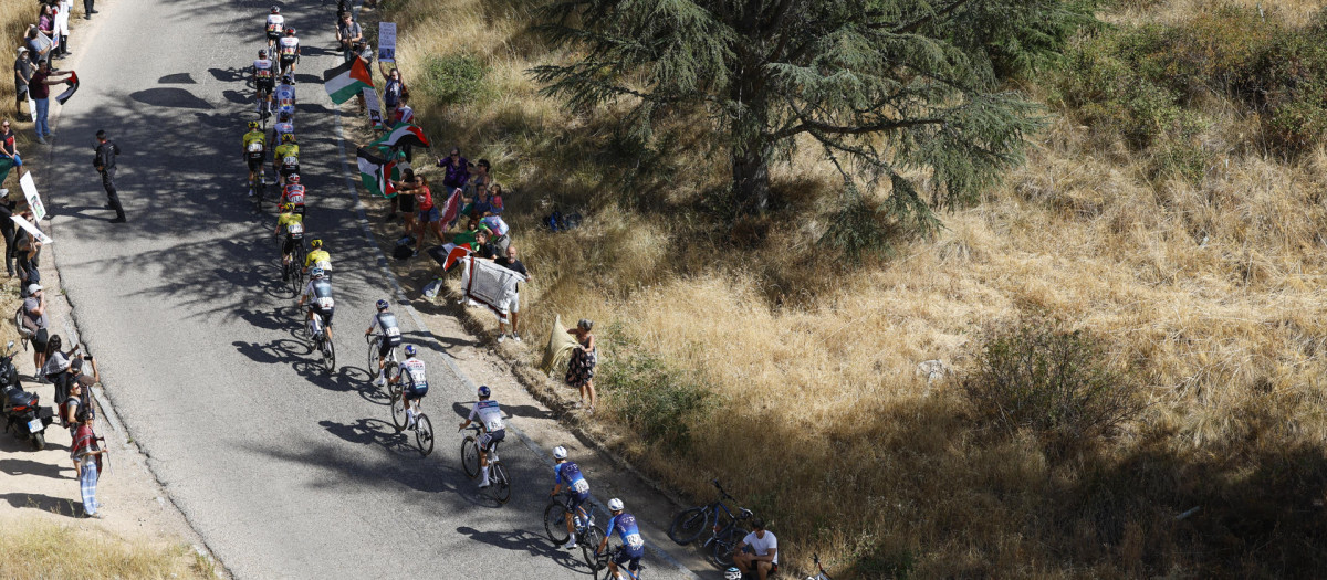Ione Belarra hizo un llamamiento a la sociedad para que hubiera un «desborde» de movilización que provoque el boicot de la etapa final de la Vuelta ciclista a España