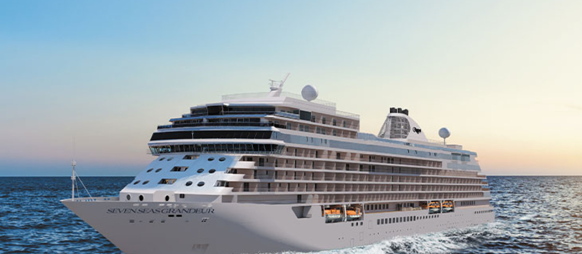 El Seven Seas Grandeur hará escala este martes en La Coruña