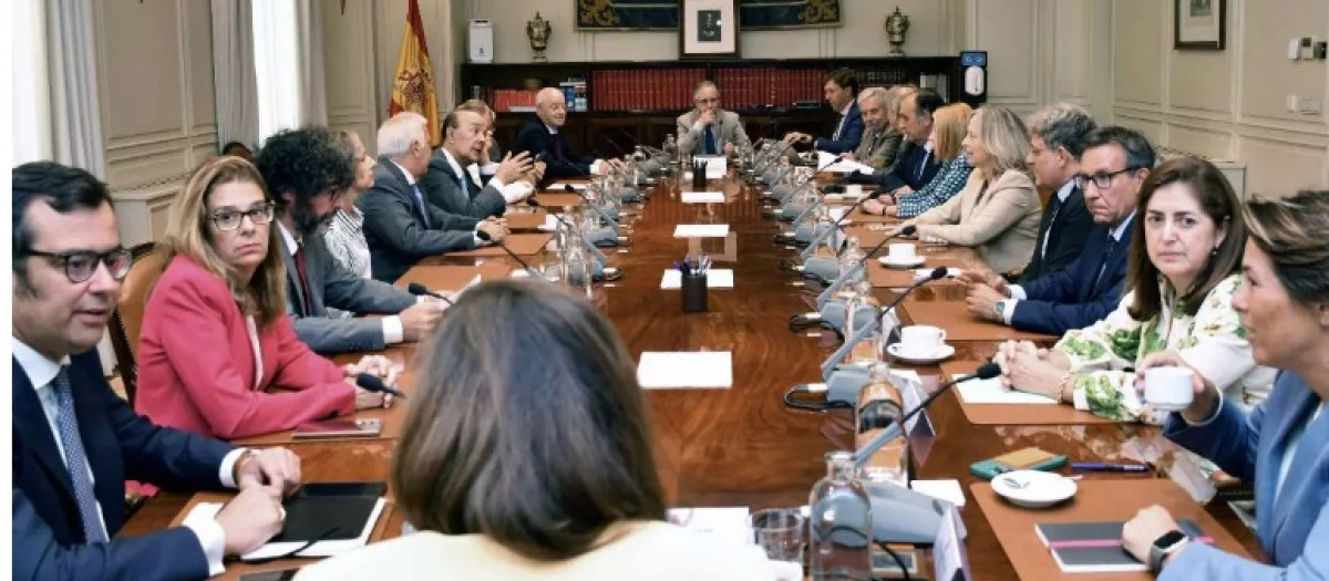 Reunión de la Comisión de Venecia con los miembros de la Comision Permanente del Consejo General del Poder Judicial (CGPJ)