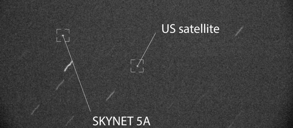 Un satélite estadounidense se acercó a SKYNET 5A, un satélite de comunicaciones del Reino Unido, para asegurarse de que estuviera operando en órbita