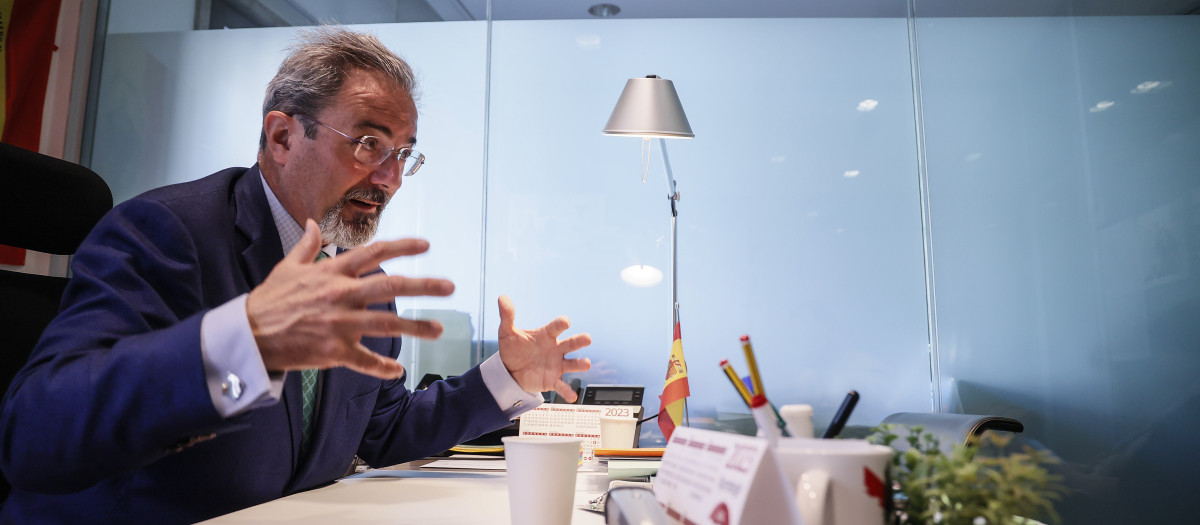 Imagen del diputado de Vox Carlos Flores Juberías