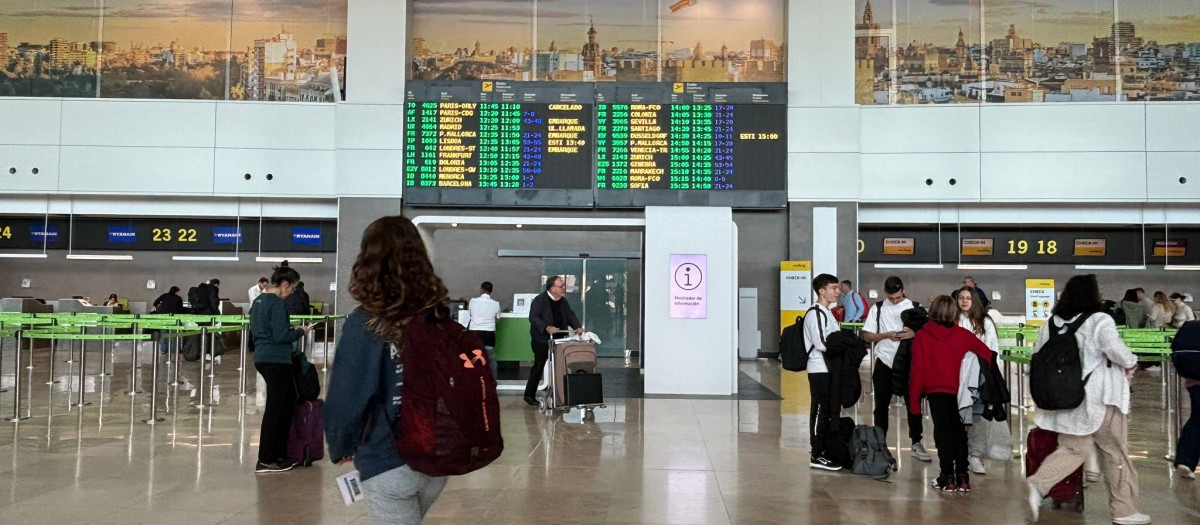 Imagen de archivo del aeropuerto valenciano de Manises