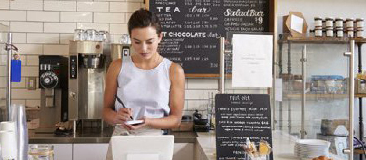 Emprendedora al frente de su negocio