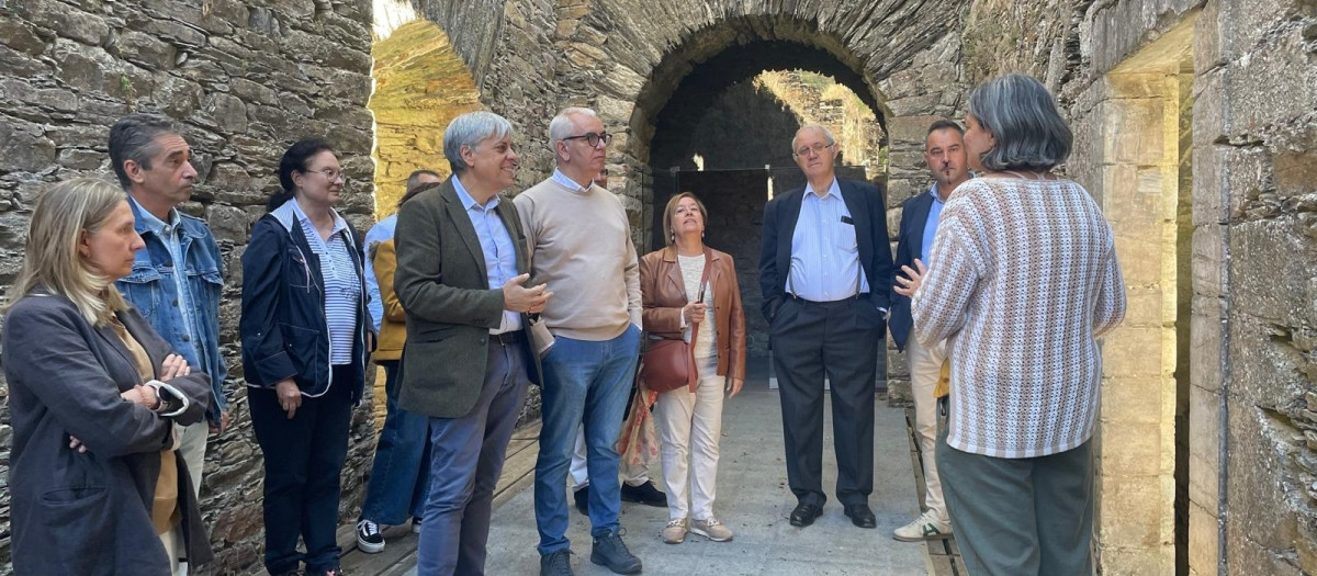 Integrantes de la comisión provincial de Patrimonio celebrada este martes en León