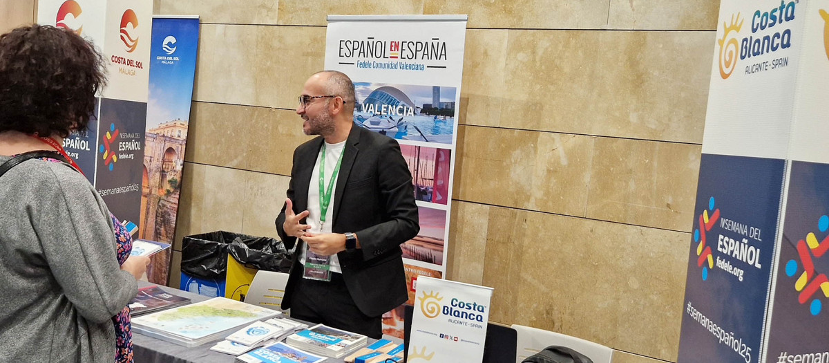 El Patronato Costa Blanca durante las jornadas de la ‘Semana del Español’