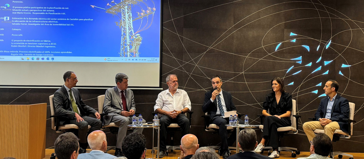 Imagen de la mesa redonda sobre experiencias de electrificación de la industria de Iberdrola