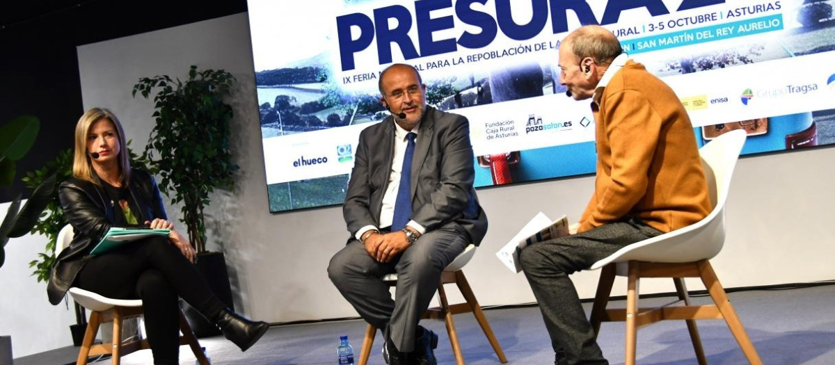 El vicepresidente primero José Luis Martínez Guijarro en Presura

REMITIDA / HANDOUT por JCCM
Fotografía remitida a medios de comunicación exclusivamente para ilustrar la noticia a la que hace referencia la imagen, y citando la procedencia de la imagen en la firma
03/10/2025