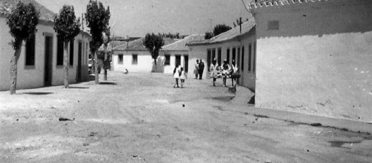 Una calle cualquiera del barrio de Cañero