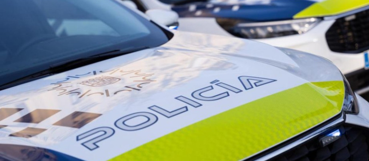 Uno de los hombres que insultó a la chica acabó con una herida en la cabeza tras el ataque de su padre, que acudió en su ayuda