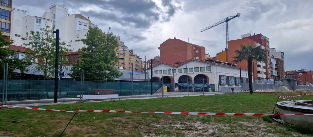 Imagen de los trabajos que se han llevado a cabo en el entorno de FEVE en León capital, en una imagen de archivo 

EUROPA PRESS
23/5/2025