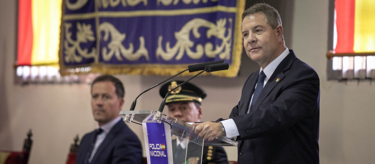 El presidente de C-LM, Emiliano García-Page.

REMITIDA / HANDOUT por JCCM
Fotografía remitida a medios de comunicación exclusivamente para ilustrar la noticia a la que hace referencia la imagen, y citando la procedencia de la imagen en la firma
09/10/2025