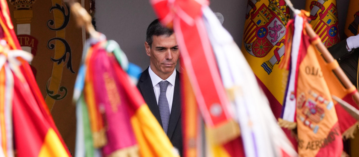 El presidente del Gobierno, Pedro Sánchez durante el desfile del Día de la Fiesta Nacional
