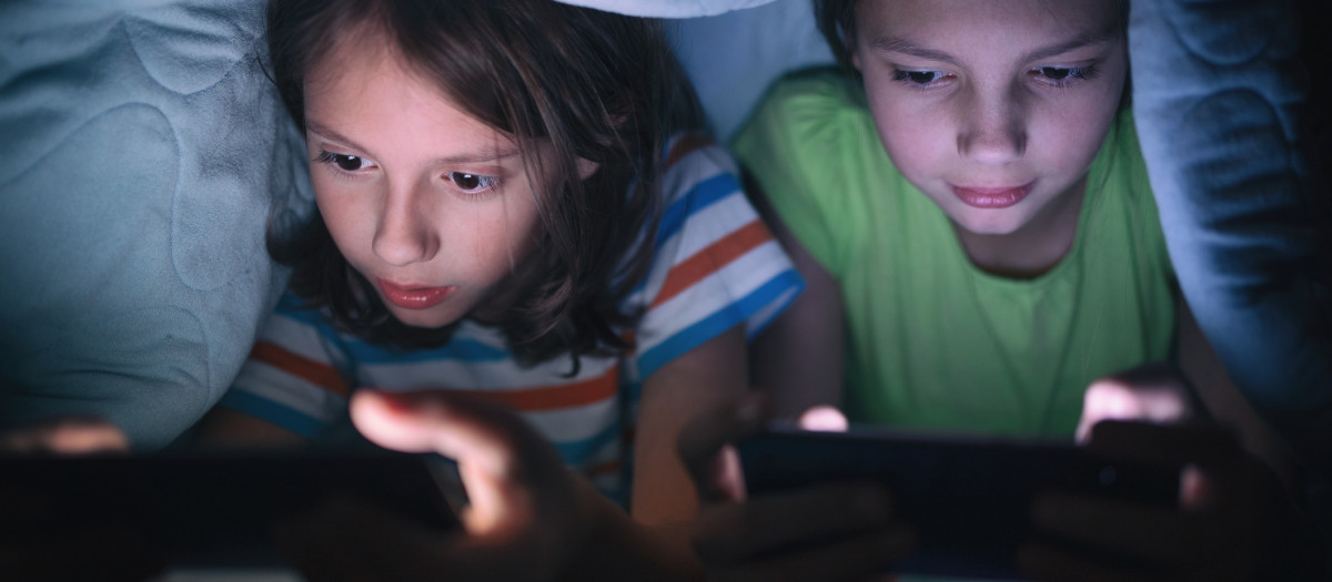 Los patrones oscuros afectan más a los menores