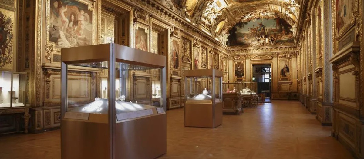 Galería Apolo del museo del Louvre