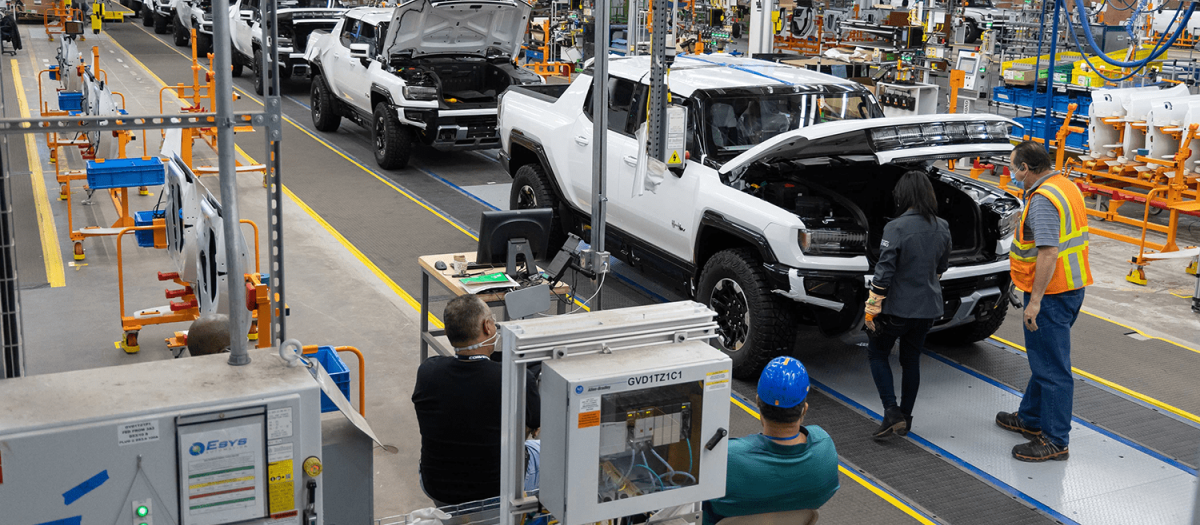 Las fábricas de GM siguen produciendo a buen ritmo