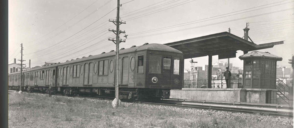 Serie 100 en la estación desaparecida de Bordeta. Años 20.