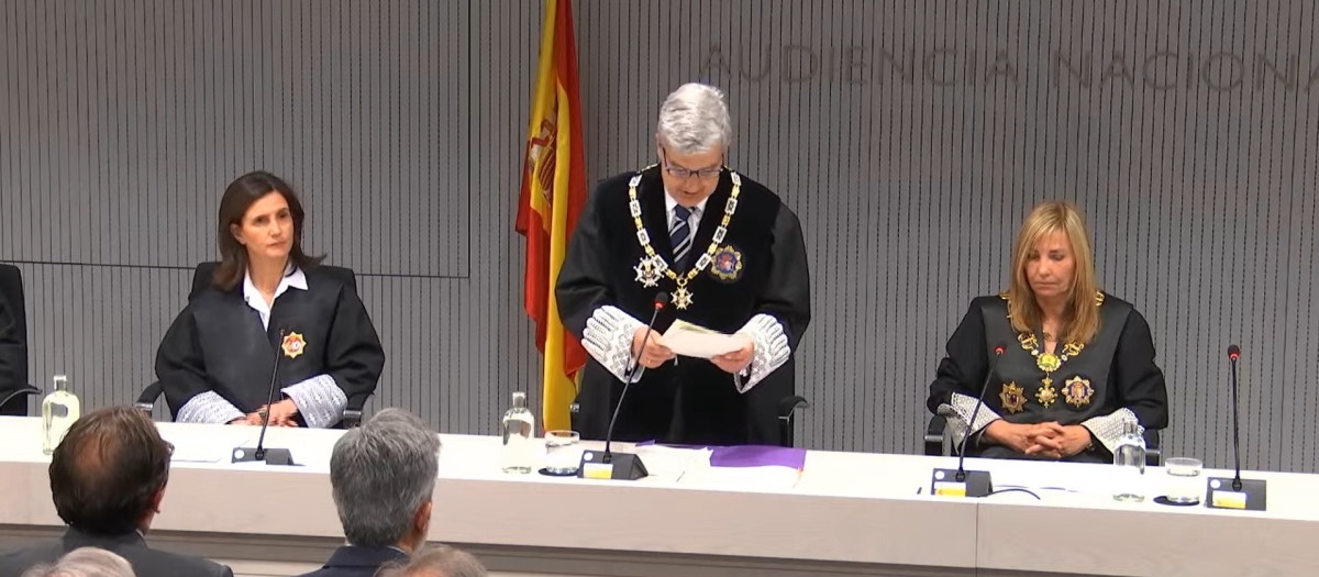 El presidente de la Audiencia Nacional, Juan Manuel Fernández, toma posesión de su cargo

EUROPA PRESS
03/4/2025