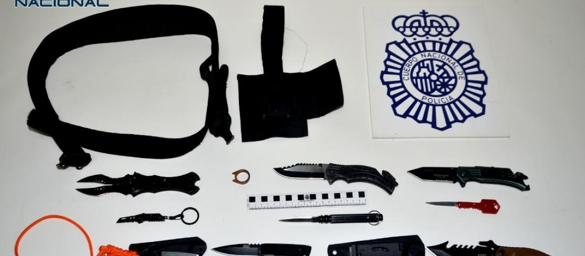 Armas incautadas a un hombre tras ser detenido por apuñalar a otro en Ciudad Real