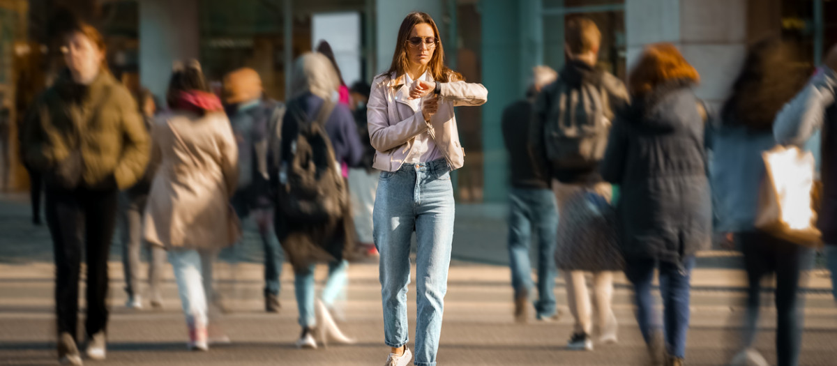 Caminar de 10 a 15 minutos al día beneficia la salud en general