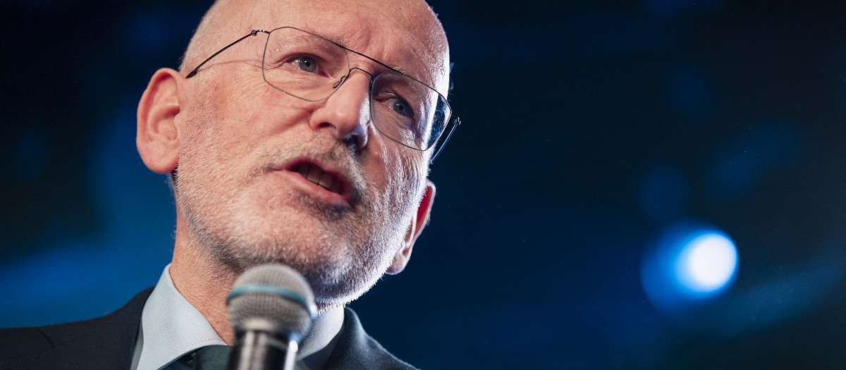 FransTimmermans, exvicepresidente de la Comisión Europea, dimitió como líder de su coalición