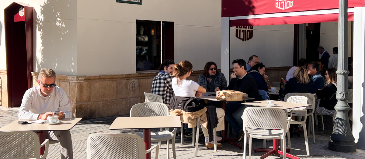 Imagen de la terraza del nuevo Adicto y Adicta de Valencia.