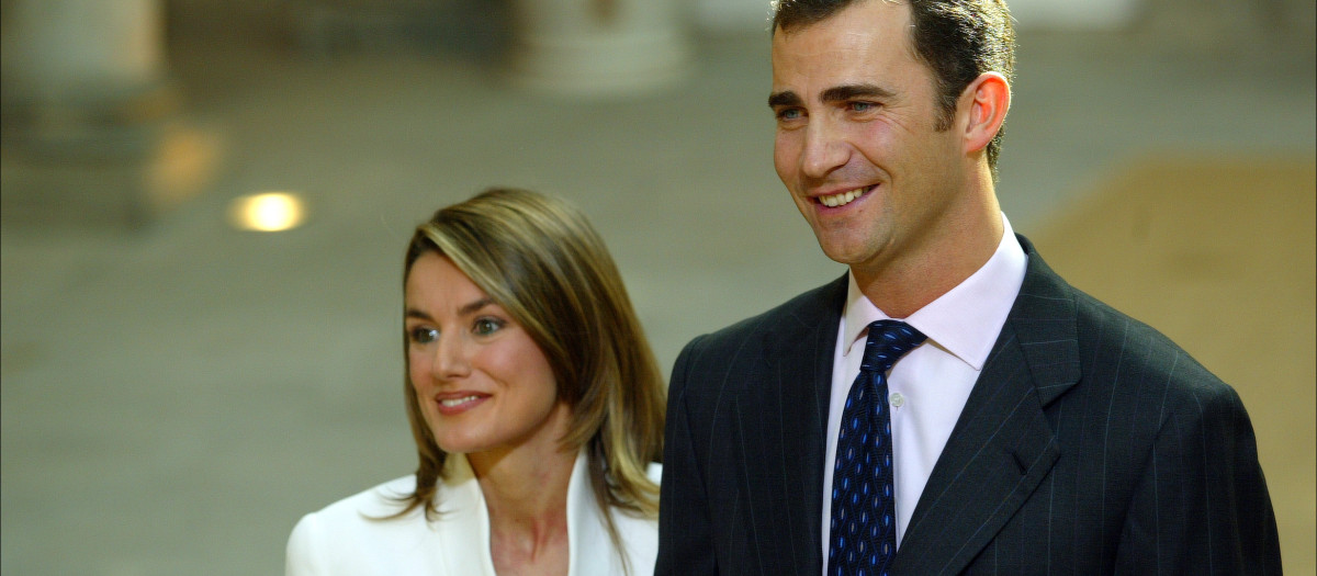 Los Reyes Felipe y Letizia el día de su pedida de mano en El Pardo