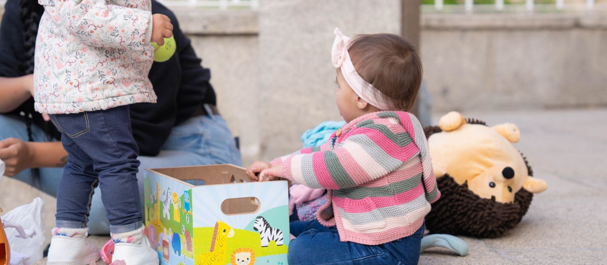 Una de las niñas de familias vulnerables atendidas por la Fundación Madrina