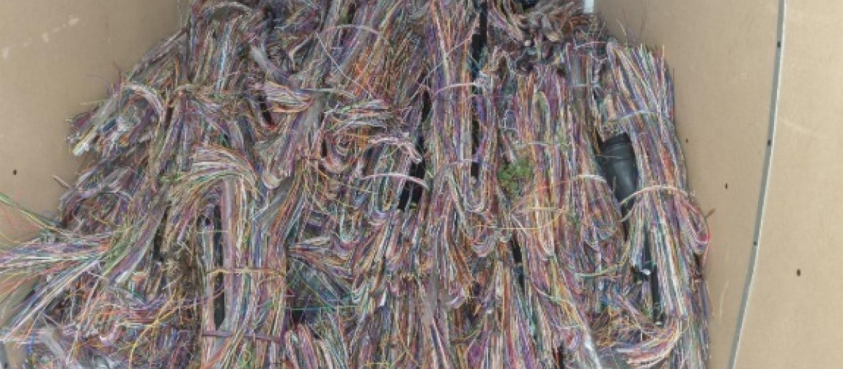 Detenidos en Lugo los seis integrantes de una banda especializada en robo de cable de cobre

REMITIDA / HANDOUT por GUARDIA CIVIL
Fotografía remitida a medios de comunicación exclusivamente para ilustrar la noticia a la que hace referencia la imagen, y citando la procedencia de la imagen en la firma
12/11/2025