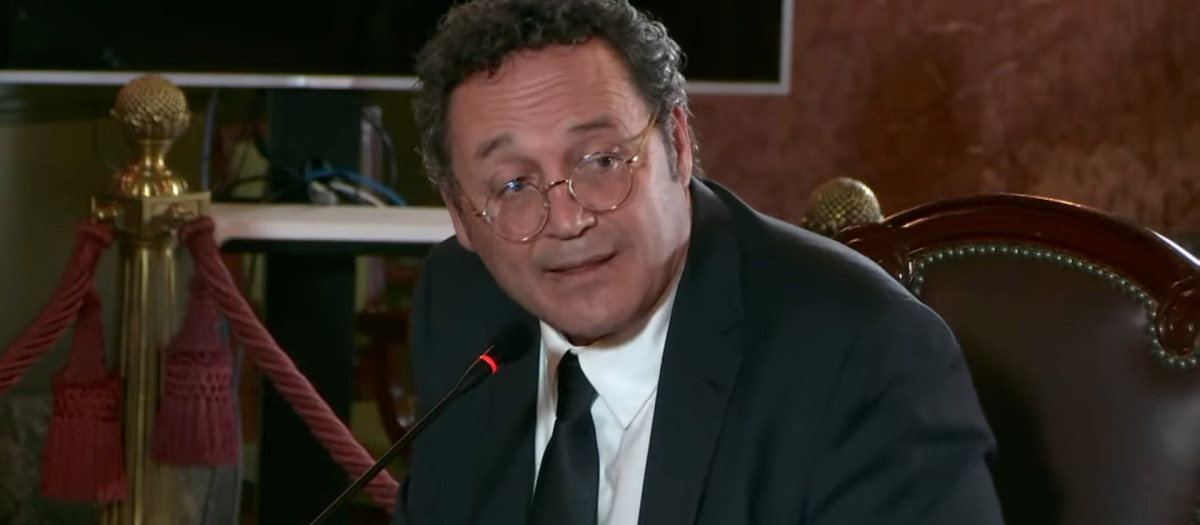 García Ortiz explica en el juicio por qué eliminó datos de móviles y por qué usó su cuenta personal