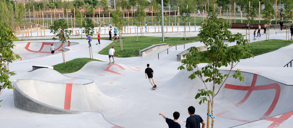 PARQUE " MADRID RIO "