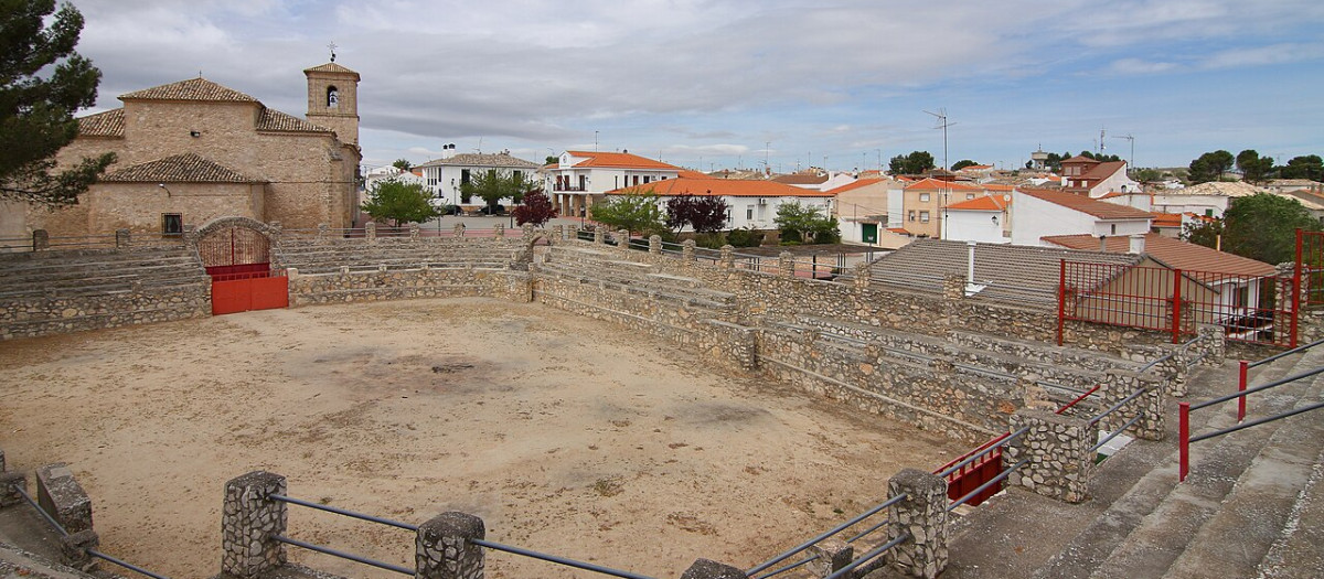 Montalbo desde la plaza de toros