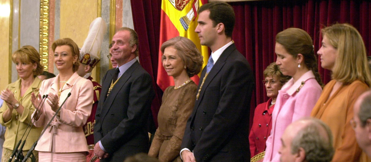 La Familia Real en el XXV aniversario del reinado de Don Juan Carlos el 22 de noviembre de 2000